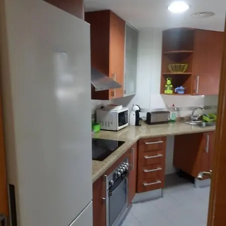 Precioso En Complejo Residencial Con Piscina,barbacoa Y Pista De Padel. Apartamento Villajoyosa