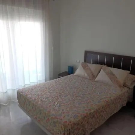 Precioso En Complejo Residencial Con Piscina,barbacoa Y Pista De Padel.